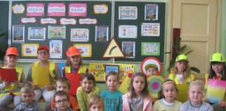 Odblaskowe wspólne czytanie w Antolce