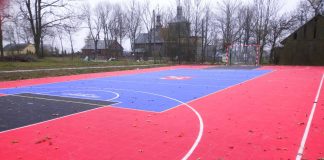 Wielofunkcyjne boiska sportowe w Wysocicach i Mostku