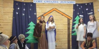 Bożonarodzeniowe jasełka w Zespole Szkolno-Przedszkolnym Zespół Szkolno-Przedszkolny w Książu Wielkim - Jasełka 2017