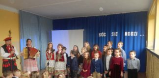 Wigilijny koncert kolęd w Książu Małym