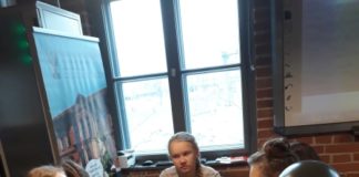 W Muzeum AK, na wystawie i w kinie – wycieczka z Antolki do Krakowa