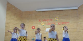 „O kobietach z przymrużeniem oka…”