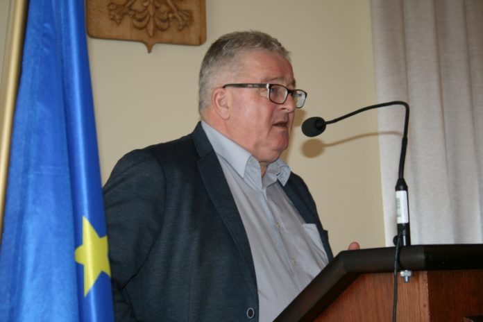 Europoseł Czesław Siekierski w Starostwie Powiatowym w Miechowie