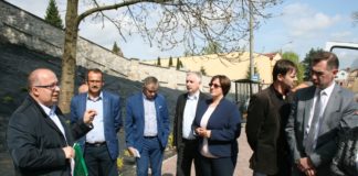 Objazd dróg powiatowych Radni powiatu miechowskiego na objeździe dróg