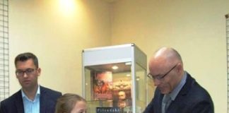 Sukces uczennicy z SP Książ Mały w konkursie historycznym.