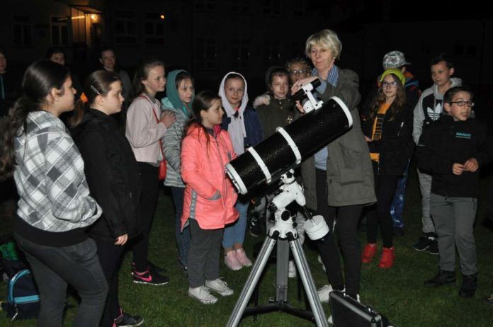 Kółko astronomiczne działające w Zespole Szkolno-Przedszkolnym w Książu Wielkim