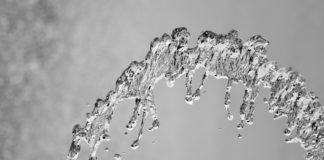 Żadne naprawy nie mogą dzisiaj długo czekać. Szybkie mycie części jest możliwe