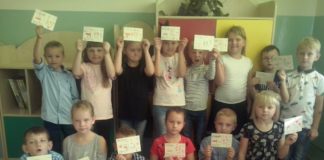 „BohaterON” – uczniowie z Antolki upamiętnili uczestników Powstania Warszawskiego