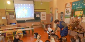 „.. I kudłate i łaciate..”- wizyta weterynarza w SP Książ Mały