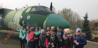 Z Bukowskiej Woli na wycieczkę do jednostki wojskowej w Balicach