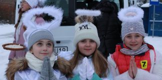 Z wigilijnym pozdrowieniem w Mstyczowie, Kępiu, Przybysławicach i Kozłowie