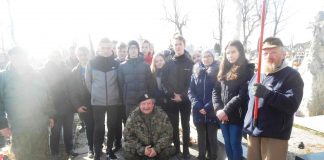 Uczniowie SP Książ Mały uczestniczyli w obchodach 156. rocznicy Powstania Styczniowego