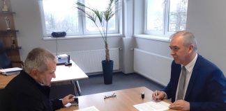 Podpisanie umów na modernizację gołczańskich dróg gminnych