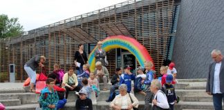 Z wizytą u Koziołka Matołka – wyjazd integracyjny gołczańskich drugoklasistów i seniorów do Europejskiego Centrum Bajki w Pacanowie