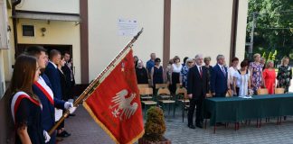 Uczniowie „Ekonomika” pożegnali rok szkolny