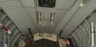 Przedszkolaki z Książa Wielkiego na lotnisku w Krakowie