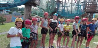 Wycieczka do Parku Rozrywki Sabat-Krajno na zakończenie półkolonii w Książu Małym