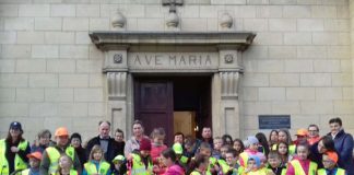 Odblaskowy różaniec uczniów z Antolki