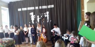 Uczniowie z Antolki muzyką chwalą Boga i sprawiają radość ludziom