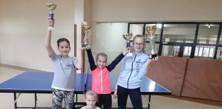 Charszniccy pingpongiści w formie