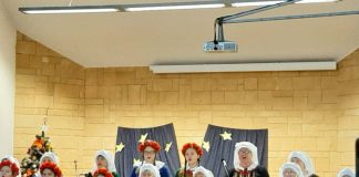 Zespół „Książowiacy” w Szkole Podstawowej w Książu Wielkim