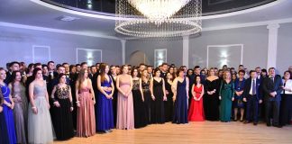 Bal maturalny 2020 miechowskiego „Ekonomika”