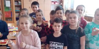 Walentynkowe smakołyki w SP Książ Mały
