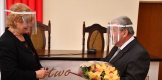 Podziękowania za pracę dla Naczelnik Wydziału Geodezji