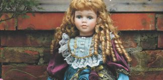 „W krainie lalek” – wystawa w Jabłoniowym Sadzie