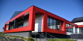 Uczniowie w Pojałowicach mają nową salę gimnastycznej