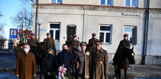 W Miechowie upamiętnili 153. rocznicę urodzin Marszałka Piłsudskiego