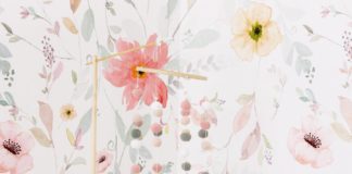 Pokoik niemowlęcy nie obejdzie się bez tapety. Sprawdź, jaki wzór wybrać!