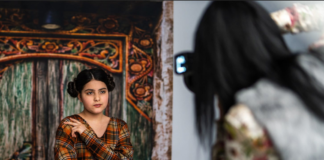 Profesjonalne tło fotograficzne, przedstawiające drzwi: must have!