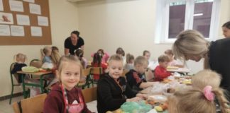 Dzień pieczonego ziemniaka na szczytny cel