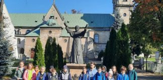 Wycieczka filmowo – historyczna z Książa Małego do Jędrzejowa