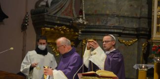 Wypominki za zmarłych miechowskiego Hospicjum