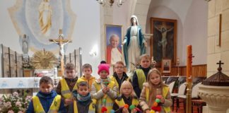 Odblaskowy różaniec w Antolce