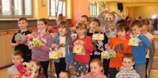 Warsztaty wielkanocne w gołczańskiej bibliotece