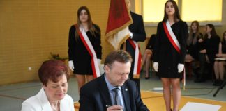 Miechowski „Ekonomik” zacieśnia współpracę z Uniwersytetem Rolniczym i żegna absolwentów