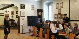 Uczniowie z Antolki na wycieczce śladami Żeromskiego i w parku rozrywki