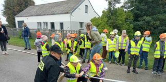 Odblaskowe zajęcia w plenerze