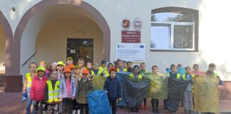 Uczniowie z Antolki dbają o czyste środowisko