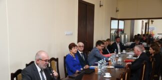 Powiatowa sesja oświatowa