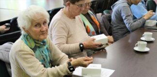 Kolejne opaski bezpieczeństwa w Gminie Miechów rozdane