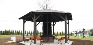 Pierwsza tężnia solankowa w Powiecie Miechowskim stanęła przy DPS „Warszawska” w Miechowie