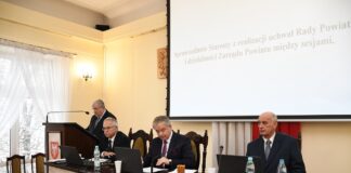 Spada liczba gospodarstw, a rośnie ich średnia powierzchnia. Prawie 47,5 mln dopłat dla rolników Powiatu Miechowskiego