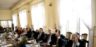 Rekordowy budżet Powiatu Miechowskiego, z inwestycjami na ponad 72 mln zł, uchwalony jednogłośnie