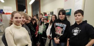 Uczniowie z Kozłowa na „Nocy Biologa”