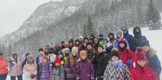 Grupa uczniów z Książa Małego na feriach w Zakopanem
