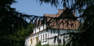 Hafty naszych babć w Jabłoniowym Sadzie w Grzymałowie